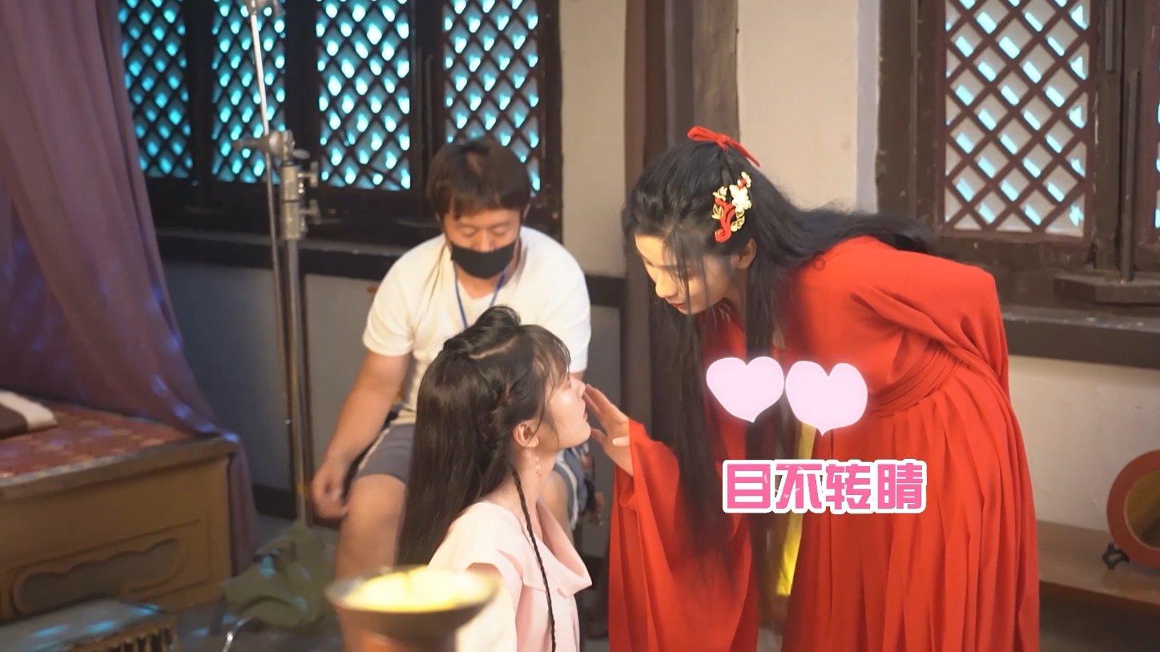 逃离变色龙森林